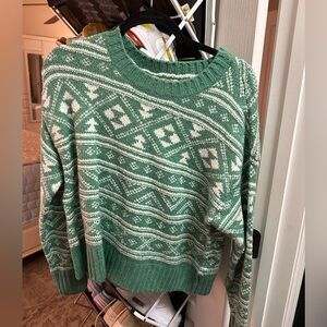 American eagle green pattern sweater
